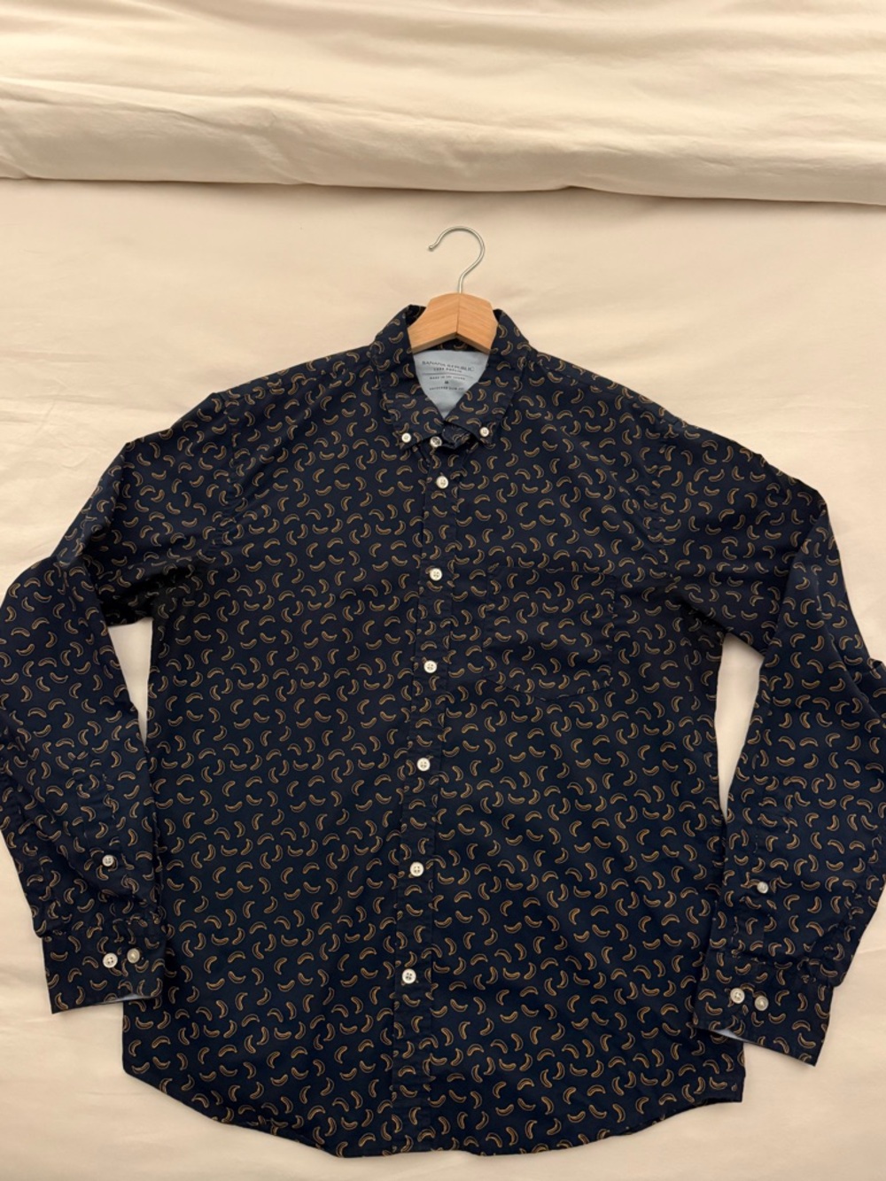 Banana Republic Men’s Navy Banana Print Button Down